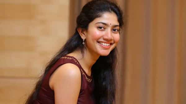 Sai Pallavi : కమెడియన్కు జోడీగా టాలెంటెడ్ హీరోయిన్.. గ్రీన్ సిగ్నల్ ఇస్తుందా..?
