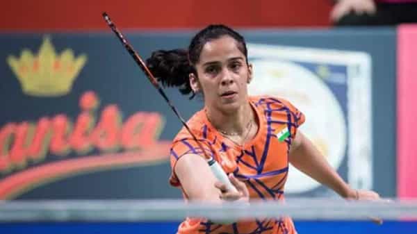 Saina Nehwal withdraws Thailand Open: కరోనా పాజిటివ్ తో థాయ్లాండ్ ఓపెన్ నుంచి భారత్ స్టార్ షట్లర్ ఔట్ ..