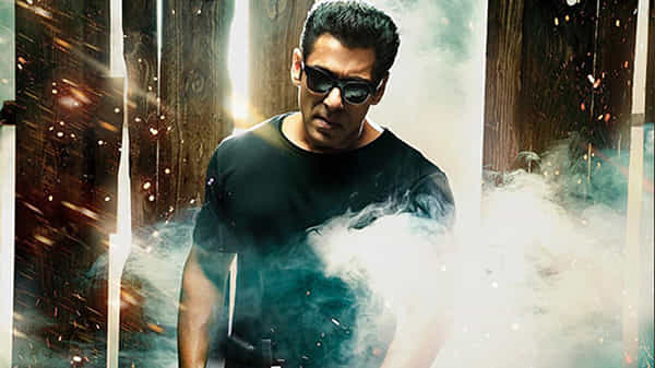 Salman Khan: మాస్ మేనియా మసక బారుతోందా..? కొత్త జిమ్మిక్స్ ప్లే చేయబోతున్న సల్లూ భాయ్
