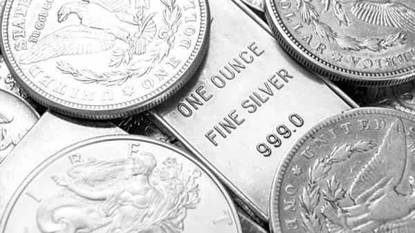 Silver Price Today: పతనమైన వెండి ధరలు.. దేశంలోని ప్రధాన నగరాల్లో ధరలు ఇలా ఉన్నాయి..
