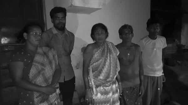 TDP VS YCP: రాజకీయ రంగు పులుముకున్న ప్రేమ వ్యవహారం... అమ్మాయి కుటుంబంపై అబ్బాయి తరఫు బంధువుల దాడి..