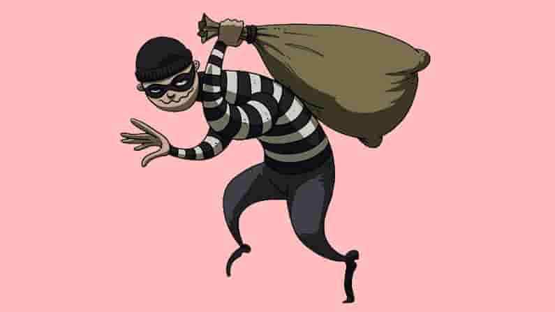 Huge Theft: నగరంలో రెచ్చిపోతున్న దొంగలు.. సినిమా తరహాలో దోపిడీ.. ముగ్గురు సెక్యూరిటీ గార్డులను తాళ్లతో కట్టేసి..