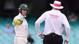 State Bank Of India: కస్టమర్లకు తీపికబురు అందించిన SBI.. నగదు డిపాజిటర్లకు సూపర్ భెనిఫిట్..