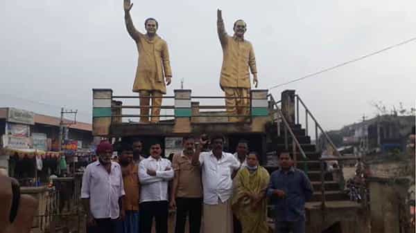 YSR Statue : ఆత్మకూరులో వైఎస్ విగ్రహంపై దాడి.. విరిగిపడ్డ చేయి.! వైసీపీ నేతల ఆగ్రహం, టీడీపీ పనేనంటూ ఆరోపణ