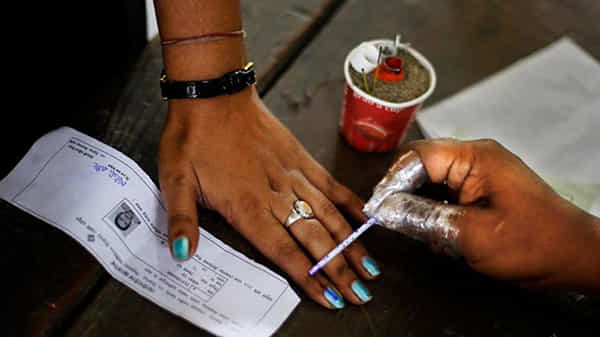 AP Panchayat Election Results 2021: ఏపీలో ముగిసిన తొలి దశ పంచాయతీ ఎన్నికల పోలింగ్.. ప్రారంభమైన కౌంటింగ్..