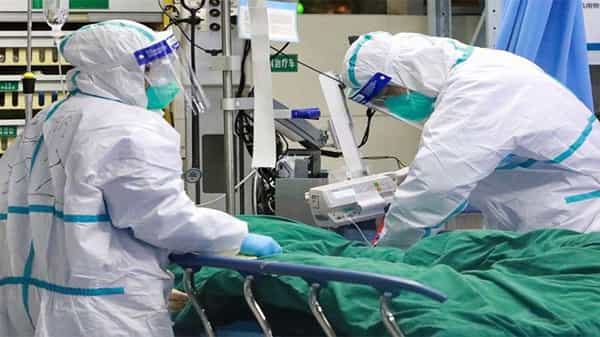Coronavirus: ఏపీలో కరోనా బారిన పడి 7169 మంది మృతి.. మళ్లీ పెరుగుతున్న పాజిటివ్ కేసులు.. పరిశోధకులు ఏమంటున్నారు..?