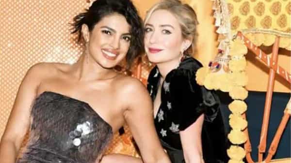 Bumble Dating App: మహిళలే తొలి ప్రాధ్యాన్యతం.. విమెన్ సేఫ్టీ కోసం డేటింగ్ యాప్ బంబుల్..