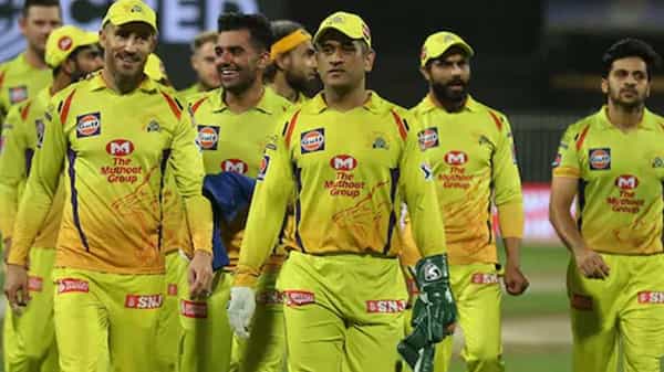 IPL 2021: ఐపీఎల్కు ముందుగానే చెన్నై సూపర్ కింగ్స్కు బ్యాడ్ న్యూస్.. స్టార్ ప్లేయర్ దూరం.!