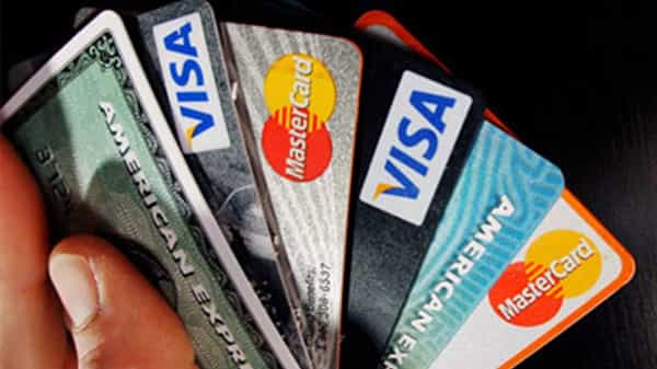 Debit, Credit Cards: మీరు డెబిట్, క్రెడిట్ కార్డులు వాడుతున్నారా..! అయితే ఆర్బీఐ కొత్త నిబంధనలు తెలుసుకోండి.. లేదంటే నష్టపోతారు..