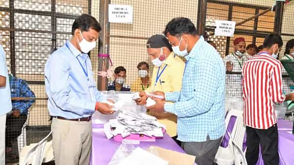 AP Panchayat Elections Result 2021: కొనసాగుతోన్న ఏపీ పంచాయతీ ఎన్నికల కౌంటింగ్.. ఇప్పటివరకు వెలువడిన ఫలితాల ప్రకారం..