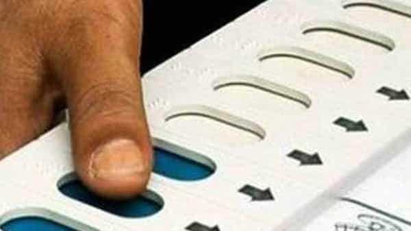 Election Notification: తెలంగాణలో మోగిన ఎన్నకల నగారా.. మార్చి 14న పోలింగ్.. 17న ఫలితాలు..