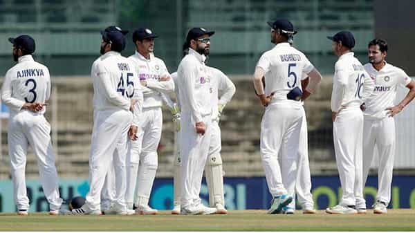 India vs England : చెన్నై చెపక్ స్టేడియంలో టీమిండియా ముందు భారీ టార్గెట్.. ఆ ఇద్దరి మీదే ఫోకస్..