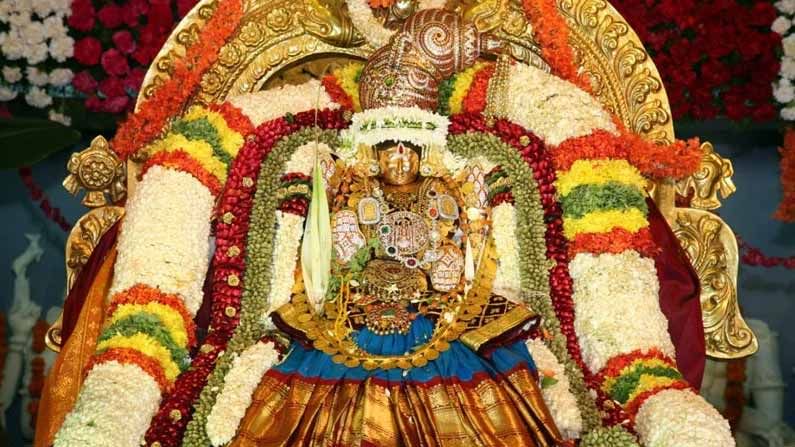 Padmavathi Temple: చెన్నైలో పద్మావతి అమ్మవారి ఆలయ నిర్మాణం.. స్థలాన్ని విరాళంగా ఇచ్చిన ప్రముఖ సినీనటి..