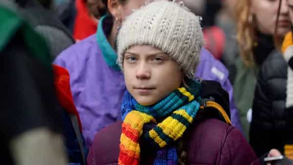 Greta Thunberg: ట్వీట్లపై ఢిల్లీ పోలీసుల నజర్.. స్వీడన్ యువ ఉద్యమకారిణి గ్రేటా థన్బర్గ్పై కేసు..!