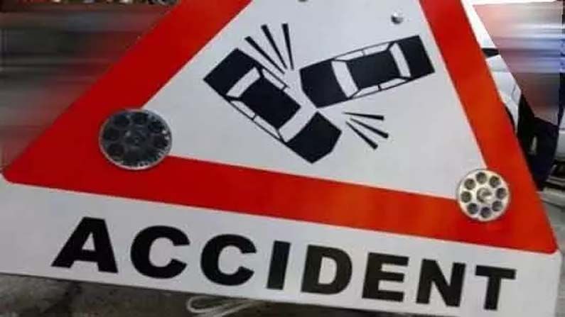 Road Accident: ఏపీలో నెత్తురోడిన రహదారులు.. వేర్వేరు ప్రమాదాల్లో నలుగురు మృత్యువాత