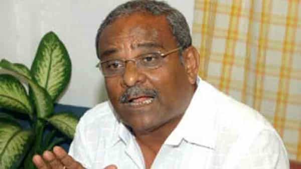 రేషన్ కార్డు వదులుకోవాలన్న వ్యాఖ్యలపై వెనక్కు తగ్గిన కర్ణాటక మంత్రి.. అలాంటి ఆలోచన లేదని వివరణ