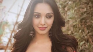 Salaar Movie: సలార్‌పై మరోసారి క్లారిటీ ఇచ్చిన డైరెక్టర్ ప్రశాంత్ నీల్.. ప్రభాస్ గురించి ఏం చెప్పారో తెలుసా..