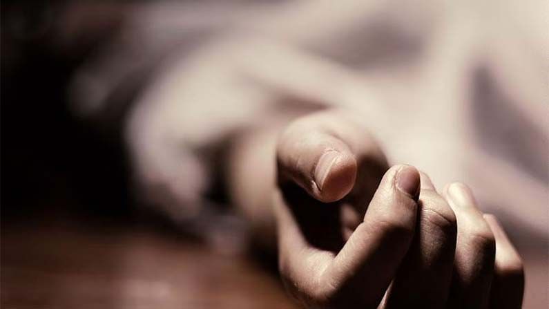 Couple Commits Suicide: మహబూబ్‌నగర్‌ జిల్లాలో మధ్యప్రదేశ్‌ దంపతులు ఆత్మహత్య.. ఆర్థిక ఇబ్బందులే కారణమా..?