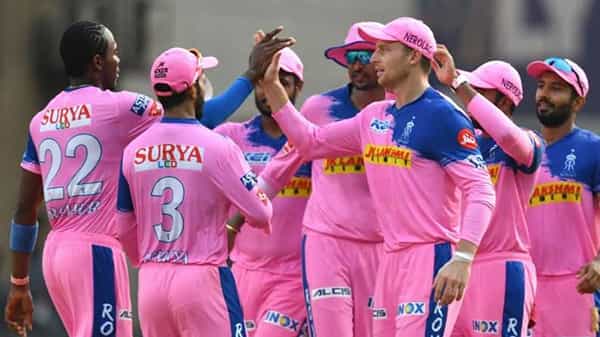 IPL: కీలక నిర్ణయం తీసుకున్న రాజస్థాన్ రాయల్స్.. జట్టు ప్రధాన కోచ్ను తొలగిస్తూ ప్రకటన...
