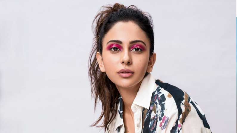 Rakul Preet: రకుల్‌ రోజూ తీసుకునే థెరపీ ఏంటో తెలుసా.? పాత ఫొటోను కొత్తగా పోస్ట్‌ చేసిన అందాల తార..