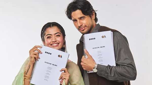 Rashmika Mandanna: రష్మిక మిషన్ మజ్ను సినిమా షూటింగ్ షురూ.. వైరల్ అవుతున్న మొదటి రోజు ఫొటో..