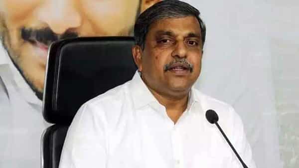 Sajjala : కమీషన్ల కోసం చంద్రబాబు కక్కుర్తి పడటంతో పోలవరం ఆలస్యమైంది