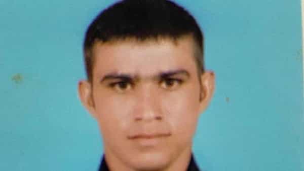 Sepoy Laxman Killed: జమ్మూ కశ్మీర్లో దారుణం.. పాకిస్తాన్ కాల్పుల్లో మరో భారత సైనికుడి వీర మరణం..