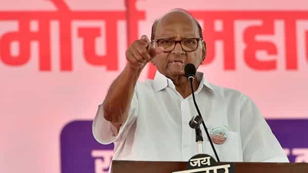 అన్నదాతల సంక్షోభ పరిష్కారానికి నేరుగా ప్రధాని మోదీ జోక్యం మేలు, ఎన్సీపీ నేత శరద్ పవార్