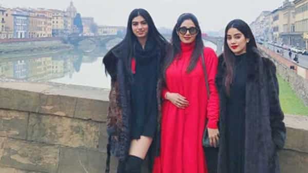 Sridevi Death Anniversary: నటి శ్రీదేవి వర్ధంతి.. సోషల్ మీడియాలో ఉద్వేగభరిత పోస్టు చేసిన కూతుళ్లు జాన్వీ, ఖుషీ..