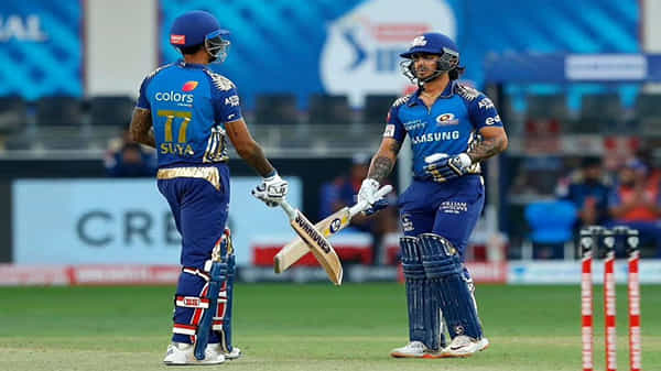 INDIA VS ENGLAND 2021: ఇంగ్లాండ్తో టీ20 జట్టులోకి సూర్యకుమార్, ఇషాన్ ఇన్.. మరి ఔట్ ఎవరో తెలుసా..!