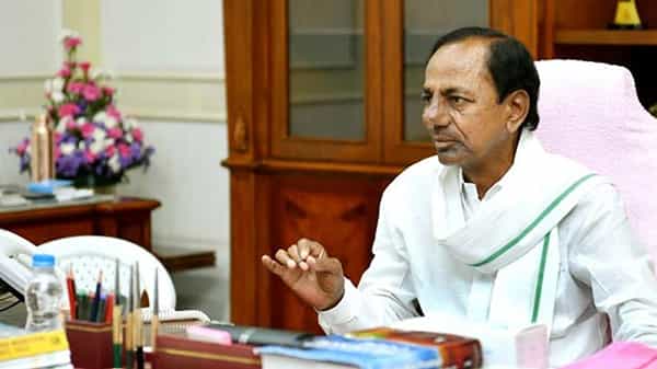 హార్టికల్చర్పై సీఎం కేసీఆర్ సంచలన నిర్ణయాలు.. సెంటర్ ఆఫ్ ఎక్సలెన్సీ ఏర్పాటు.. పాలిటెక్నిక్ కళాశాలల గురించి..