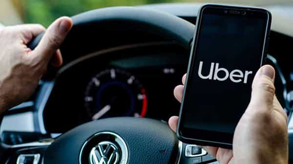 Uber: డ్రైవర్లను కార్మికులిగా గుర్తించాల్సిందే.. ఉబర్కు స్పష్టం చేసిన కోర్టు.. ఇకపై వీరికి కనీస జీతం..
