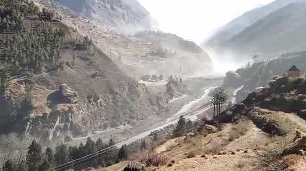 Uttarakhand joshimath dam news: ఉత్తరాఖండ్లో ఆకస్మిక వరద.. నీటమునిగిన గ్రామం.. 100 నుంచి 150 మంది మిస్సింగ్