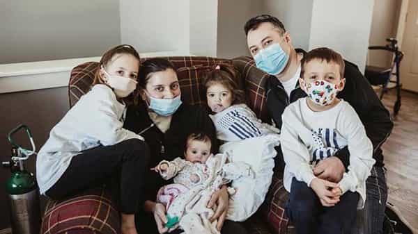 Wisconsin Mother Meets Baby: కోమాలోనే ప్రసవం.. మూణ్ణెళ్ళ తర్వాత కన్న కూతురిని చూసుకుని మురిసిపోయిన తల్లి.. అసలేమైందంటే?