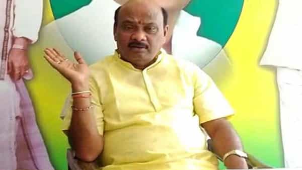 అచ్చెన్నాయుడి అరెస్ట్పై అయ్యన్న ఆగ్రహం.. నడిరోడ్డుపై నరికేయండ్రా అన్న వ్యక్తిపై చర్యలెందుకు లేవన్న మాజీమంత్రి