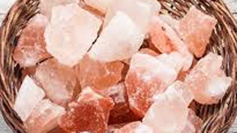 ఆయుర్వేద వైద్యంలో కూడా రాక్ సాల్ట్‌ను ఉపయోగిస్తుంటారు. కల్లుప్పులో పొటాషియం ఎక్కువగా ఉంటుంది. యాంటీబయటిక్‌గా కూడా పని చేస్తుంది. 