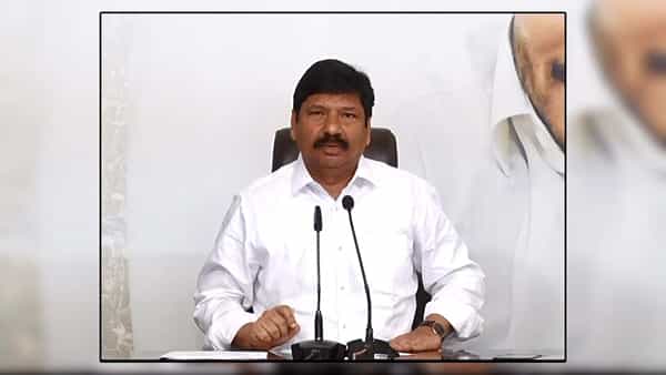 ఏకగ్రీవం ప్రజాసస్వామికం అయినప్పుడు వద్దనడానికి మీరెవరు..? ఏపీ ఎస్ఈసీ నిమ్మగడ్డపై ధ్వజమెత్తిన వైసీపీ ఎమ్మెల్యే