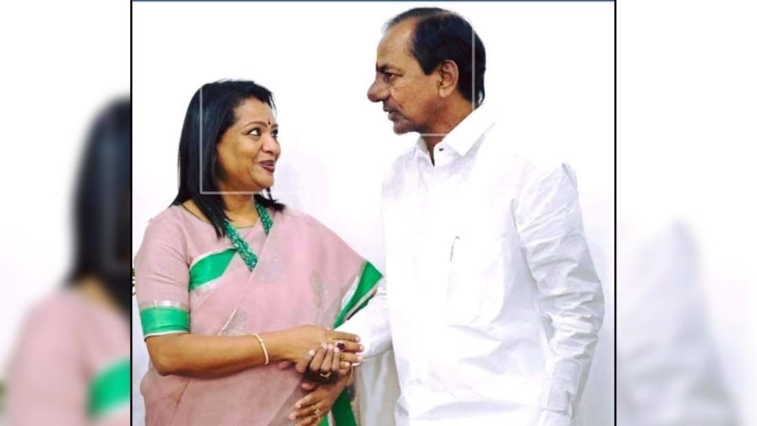 ఆ పాట నేను వంద సార్లు విన్నా.. మీరు కూడా విని ప్రజల కష్టాలు తీర్చండి.. మేయర్‌, డిప్యూటీ మేయర్లకు సీఎం కేసీఆర్‌ శుభాకాంక్షలు 