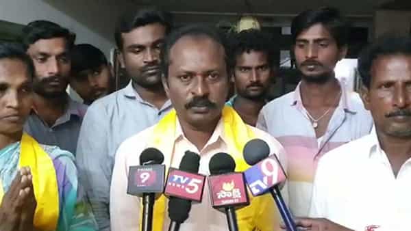 పంచాయతీ ఎన్నికల చివరి దశలో టీడీపీకి షాక్.. ఎన్నికలు బహిష్కరిస్తున్నట్లు పేర్కొన్న అక్కడి అభ్యర్థులు