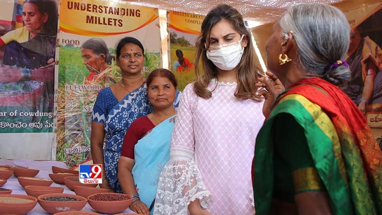 సాయానికి మారు పేరుగా నిలిచినా ‘ఉపాసన కొణిదల’..మహిళ రైతుల కోసం ముందగుడు  : Upasana Helping For Ladie Formers Photos