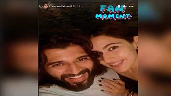 లైగర్తో బాలీవుడ్ బ్యూటీ.. ఫ్యాన్ మూమెంట్ అంటూ.. సోషల్ మీడియాలో ఫోటోలు వైరల్..