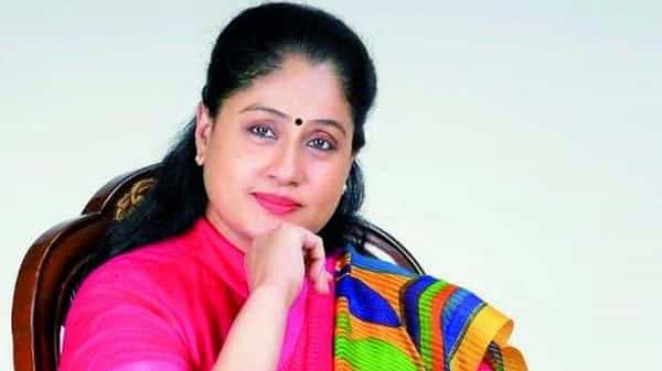 Vijayashanthi: భవిష్యత్లో కేవలం ఒకే ఒక్క సినిమాలో..! అది కూడా ఆ ఇద్దరిలో ఒకరికి సోదరిగా !