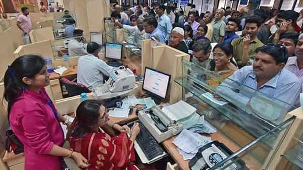 Banks Alert: ఈ బ్యాంకుల్లో మీకు ఖాతా ఉందా.? అయితే అలర్ట్.. ఏప్రిల్ 1నుంచి కొత్త రూల్స్ రానున్నాయి..