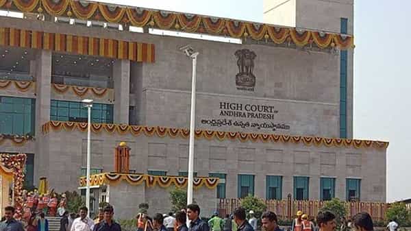Notice To AP Ministers: ఏపీ మంత్రులకు నోటీసులు జారీ చేసిన హైకోర్టు.. లేఖల లీకేజీ వ్యవహారంలో నిమ్మగడ్డ పిటిషన్పై..