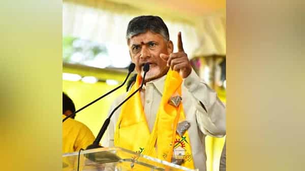 పోలీసులపై టీడీపీ అధినేత చంద్రబాబు తీవ్ర విమర్శలు, వీళ్ల ఉద్యోగాలు గోవిందా.. గోవింద! అంటూ ఎద్దేవా