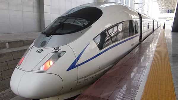 Bullet Trains: అరుణాచల్ సరిహద్దులకు చైనా హైస్పీడ్ బుల్లెట్ రైలు.. 435 కిలోమీటర్ల పొడవైన ట్రాక్ నిర్మాణం