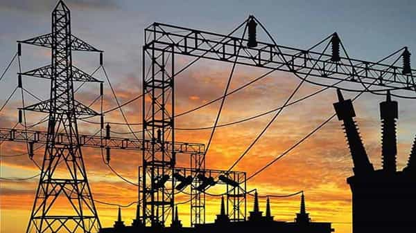 Supreme Court : తెలంగాణ జెన్కో, ట్రాన్స్కోకు కోర్టు ధిక్కరణ నోటీసులు