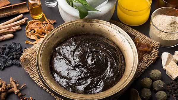 Corona Virus: కోవిడ్ పీచమణిచే గుణాలు ఈ పదార్థంలో ఉన్నాయట.. కీలక విషయాలు చెప్పిన ఆయుర్వేద ఆస్పత్రి..