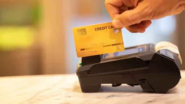 Credit Card : ఓ మై గాడ్.. క్రెడిట్ కార్డు వాడకం.. కొకైన్కి బానిసవ్వడం ఒక్కటేనట.. షాకింగ్ నిజాలు వెల్లడిస్తున్న..