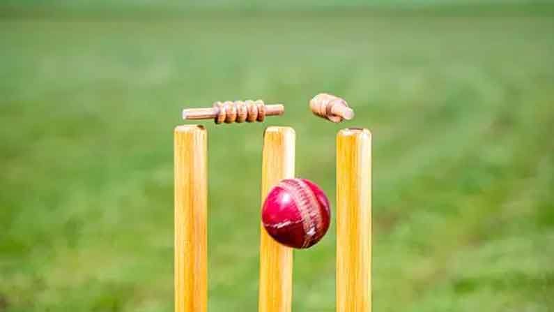 Bizarre Cricket Match: ద్యేవుడా ఇలా కూడా ఆడుతారా!.. నాలుగు బంతుల్లోనే మ్యాచ్ ఫినిష్.. క్రికెట్ చరిత్రలోనే ఇదో వింత రికార్డ్..